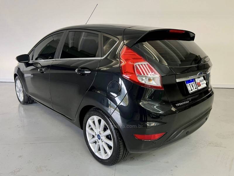 FORD - FIESTA - 2018/2018 - Preta - R$ 64.900,00