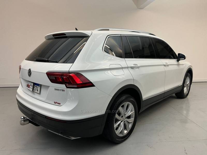 VOLKSWAGEN - TIGUAN - 2019/2019 - Branca - R$ 122.900,00