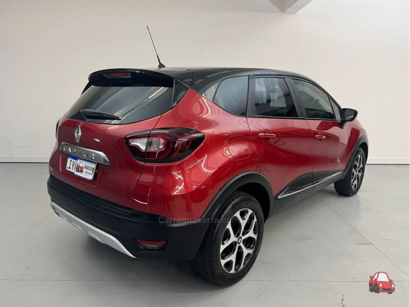 RENAULT - CAPTUR - 2019/2019 - Vermelha - R$ 73.900,00