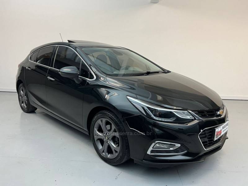 CHEVROLET - CRUZE - 2018/2018 - Preta - R$ 96.900,00