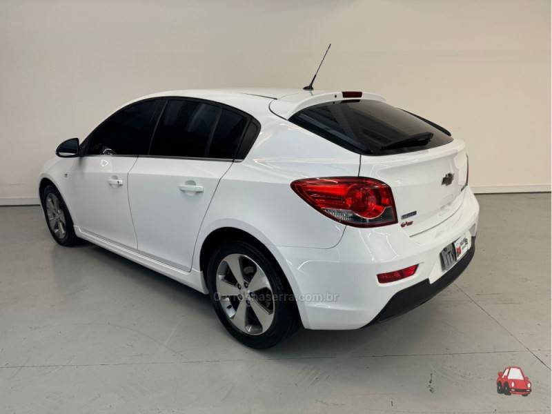 CHEVROLET - CRUZE - 2013/2013 - Branca - R$ 59.900,00