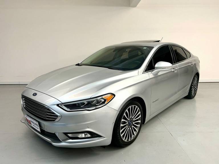 FORD - FUSION - 2017/2017 - Prata - R$ 109.900,00