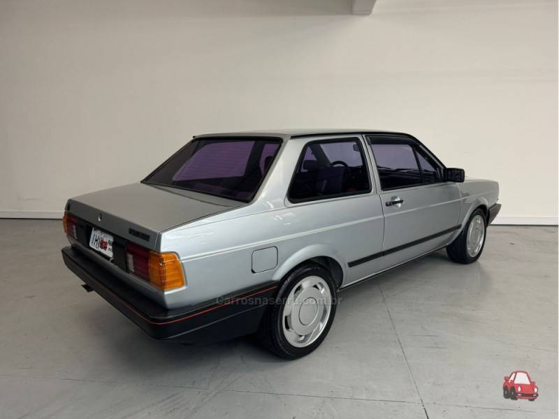 VOLKSWAGEN - VOYAGE - 1988/1988 - Prata - R$ 28.900,00