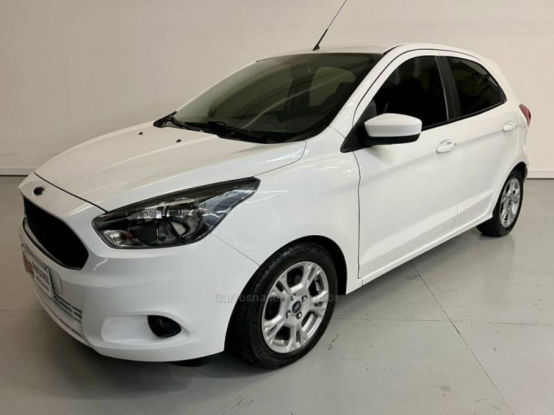 FORD - KA - 2017/2017 - Branca - R$ 45.900,00