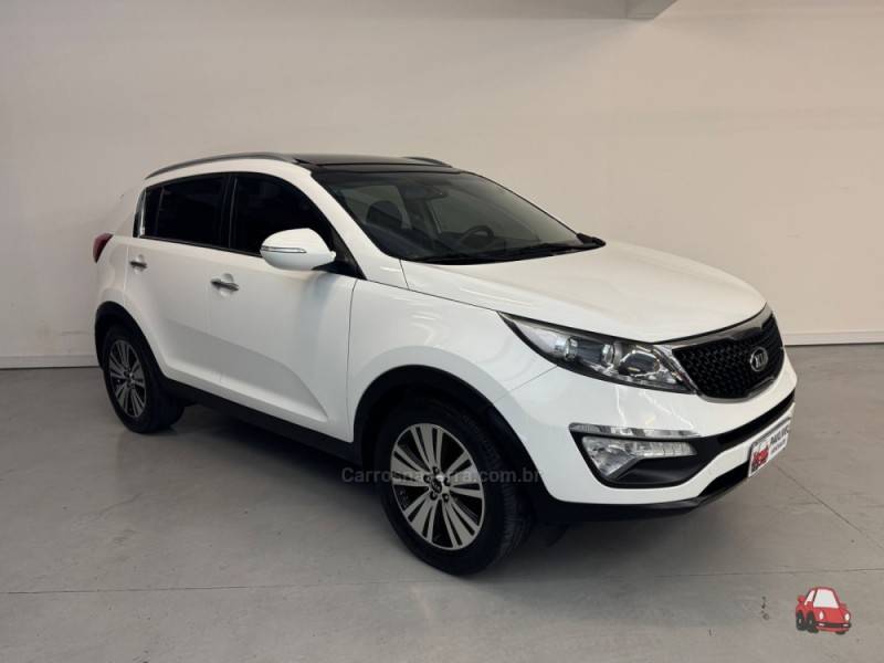 KIA MOTORS - SPORTAGE - 2015/2015 - Branca - R$ 89.900,00