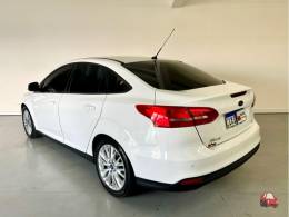 FORD - FOCUS - 2016/2016 - Branca - R$ 58.900,00