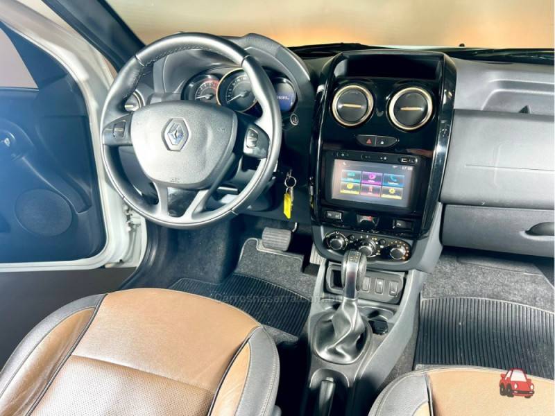 RENAULT - DUSTER - 2019/2019 - Branca - R$ 71.900,00