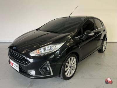 FORD - FIESTA - 2018/2018 - Preta - R$ 63.900,00