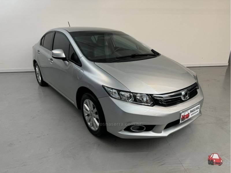 HONDA - CIVIC - 2014/2014 - Prata - R$ 66.900,00