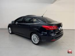 FORD - FOCUS - 2017/2017 - Preta - R$ 71.900,00