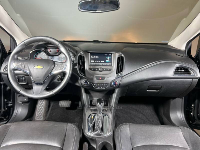 CHEVROLET - CRUZE - 2017/2017 - Preta - R$ 79.900,00