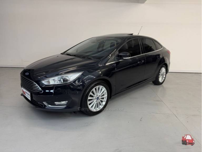 FORD - FOCUS - 2017/2017 - Preta - R$ 71.900,00