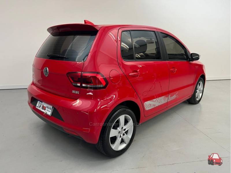 VOLKSWAGEN - FOX - 2016/2016 - Vermelha - R$ 52.900,00