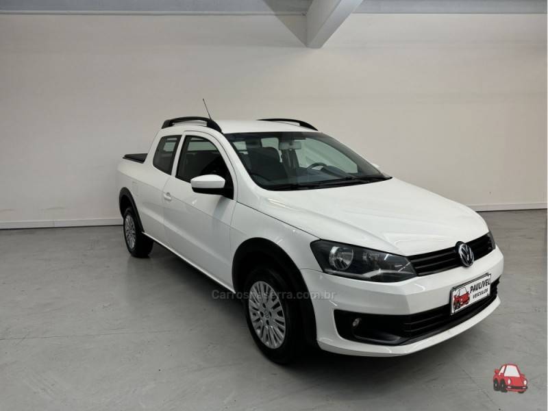 VOLKSWAGEN - SAVEIRO - 2015/2015 - Branca - R$ 58.900,00