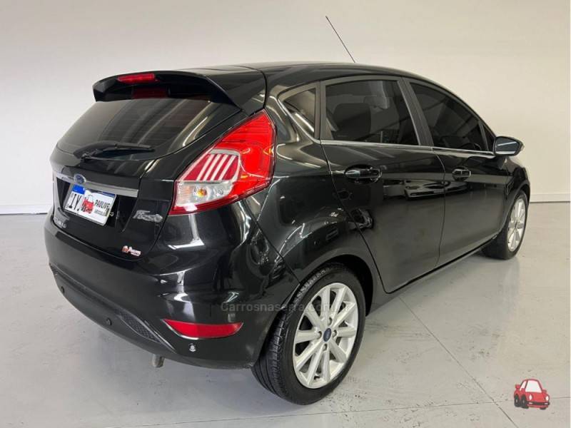 FORD - FIESTA - 2018/2018 - Preta - R$ 63.900,00