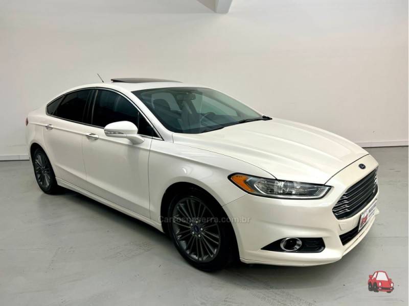 FORD - FUSION - 2014/2014 - Branca - R$ 73.900,00