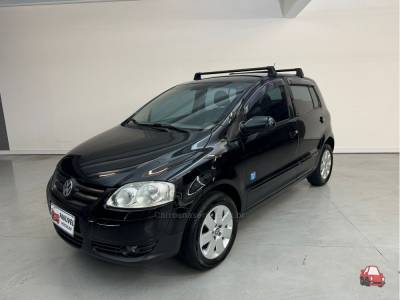 VOLKSWAGEN - FOX - 2008/2008 - Preta - R$ 29.900,00