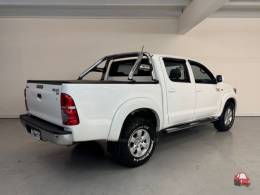 TOYOTA - HILUX - 2014/2014 - Branca - R$ 99.900,00