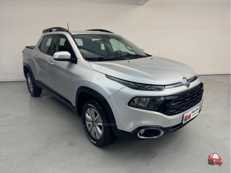 FIAT - TORO - 2018/2018 - Prata - R$ 90.900,00