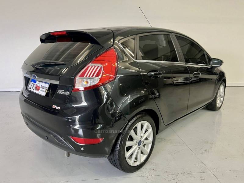 FORD - FIESTA - 2018/2018 - Preta - R$ 64.900,00